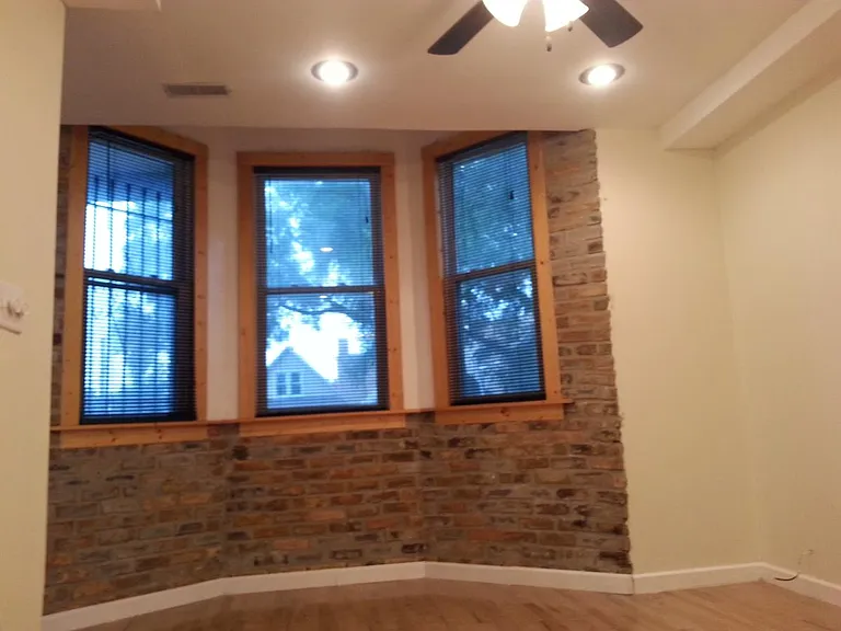 9616 S Exchange Ave #2 — Photo 6
