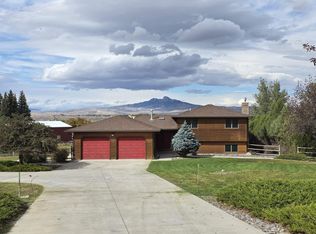 3923 Road 2DA, Cody, WY 82414