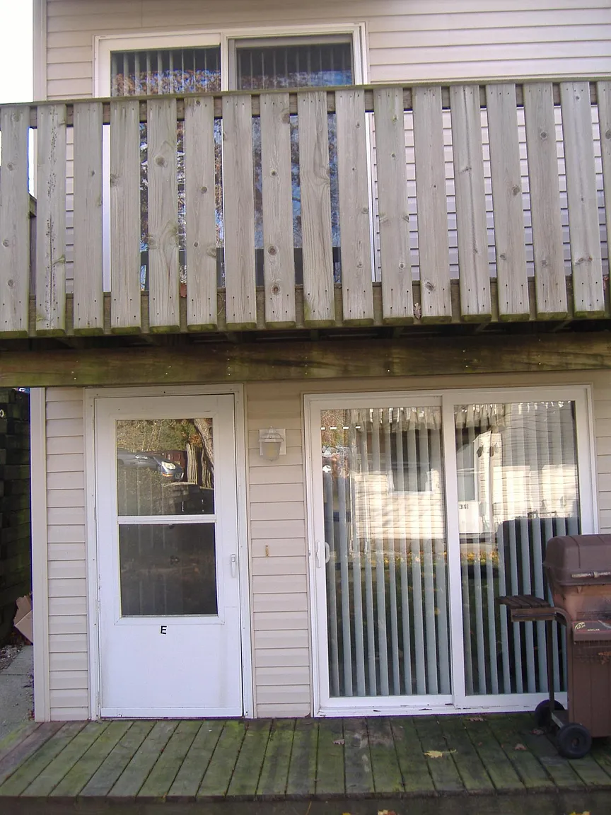 130 Cora Ave APT D photo 1
