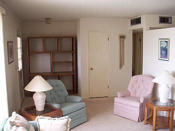 5th image of 10253 W Pinehurst Dr