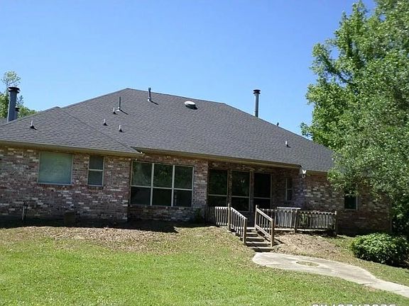 4th image of 57336 Beverly Dr