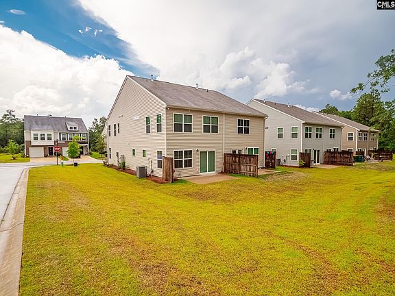 2nd image of 216 Flatsedge Ct