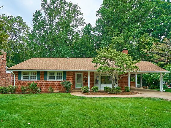3rd image of 4207 Lenox Dr