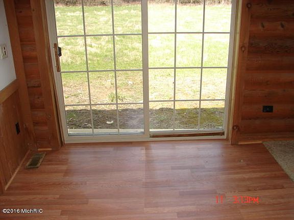 4th image of 22780 Pinhook Rd