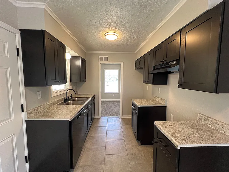 5586 Hyacinth Cv — Photo 15