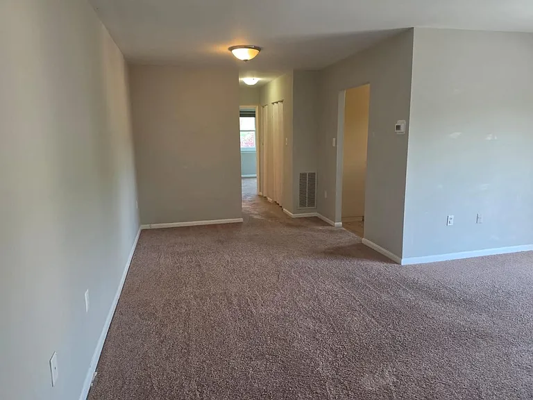 5911 Quantrell Ave #204 — Photo 4