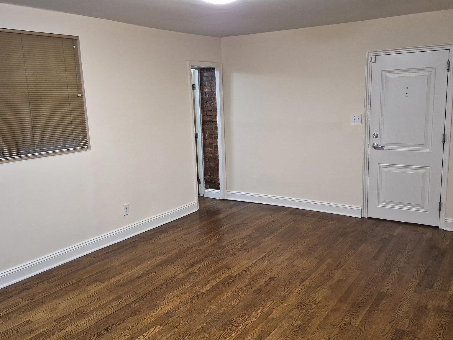 1 bed, 660 sqft, $1,700 — Photo 3