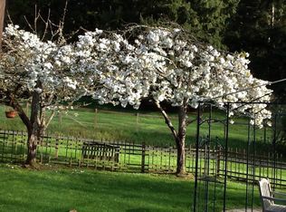 7988 NE Lovgreen Rd, Bainbridge Island, WA 98110