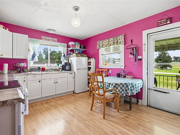 5th image of 91 Lyman Ave