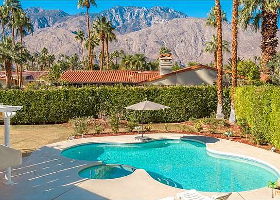 2nd image of 2710 Golondrina Way