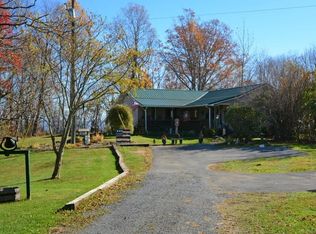 2826 Butler Mountain Rd, Renick, WV 24966