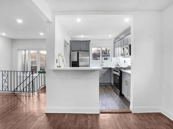 (undisclosed Address), Rosedale, NY 11422