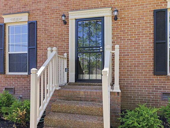 4th image of 2711 Leesa Ann Ln