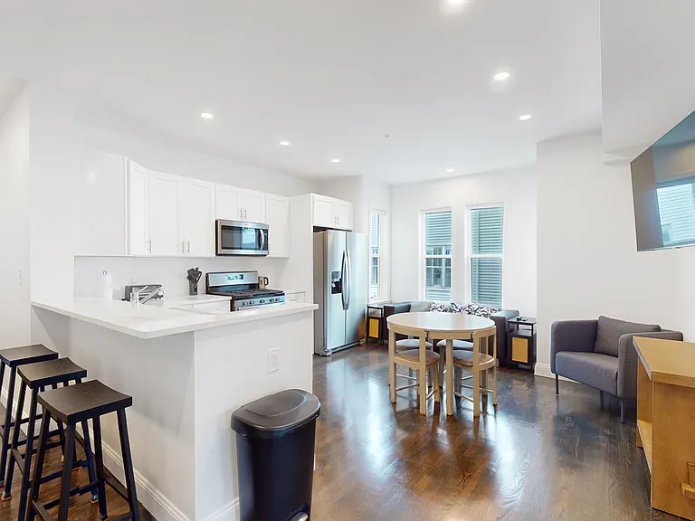188 Ash St — Photo 12