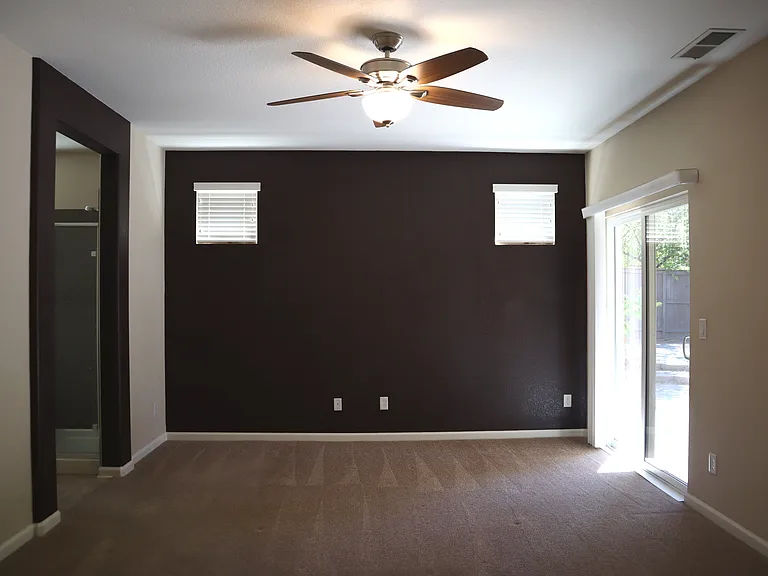 540 Needles Ct — Photo 13