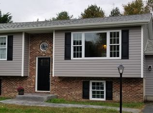 75 N Riverton Rd, Elkton, MD 21921