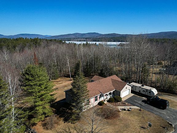 2nd image of 450 Upper Birch Drive
