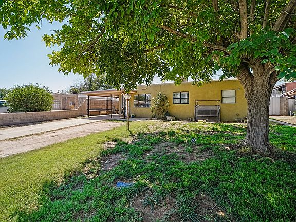 3rd image of 511 Leavell Dr