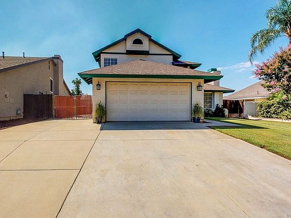 2nd image of 13374 Daffodil Ln