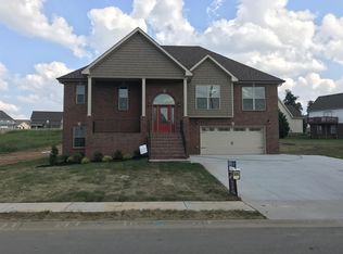 888 Autumnwood Farms #888, Clarksville, TN 37042