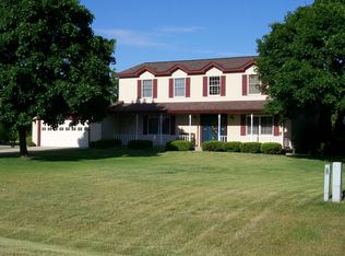 6934 Mullberry Ct, Saline, MI 48176