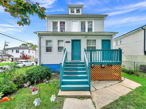 919 N 21st Ave, Melrose Park, IL 60160