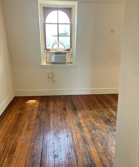 1931 Spring Garden St #3F — Photo 1