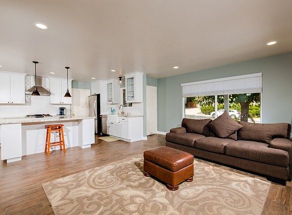 5th image of 13531 Orange Blossom Ln