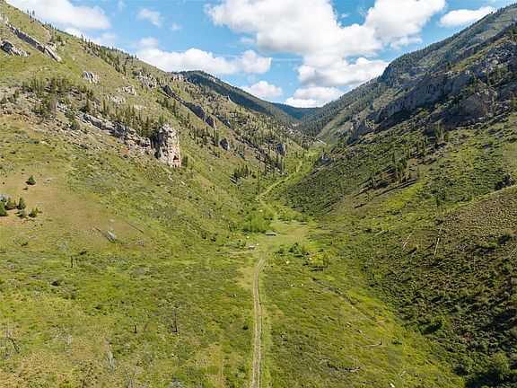 5th image of 15520 Dry Gulch Rd