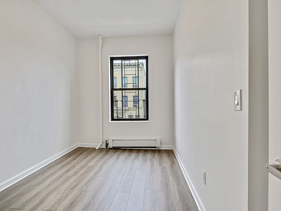 2nd image of 181 Mac Dougal St #3RE