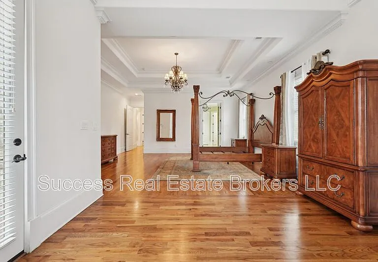 343 Summer Garden Dr — Photo 43