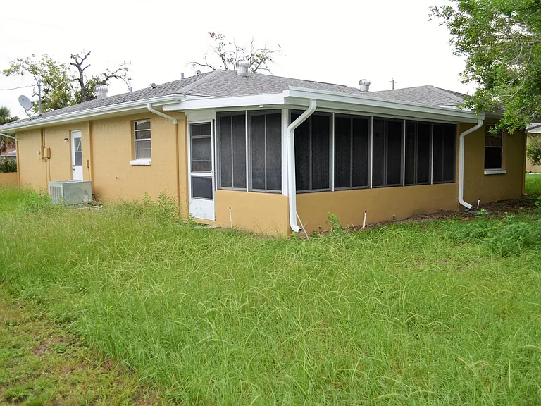 4413 Quintara St — Photo 23