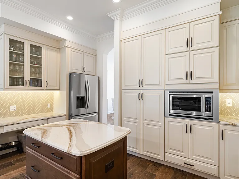 12649 Oak Hollow Ct — Photo 16