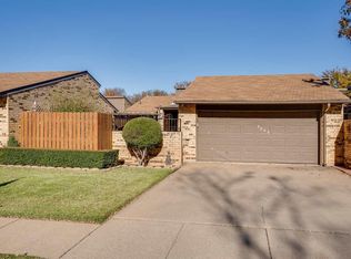 2806 Happy Hollow Dr, Wichita Falls, TX 76308