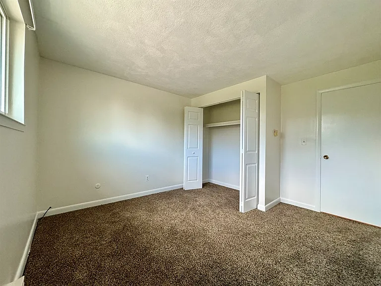 96 Fountain Ln #11 — Photo 10