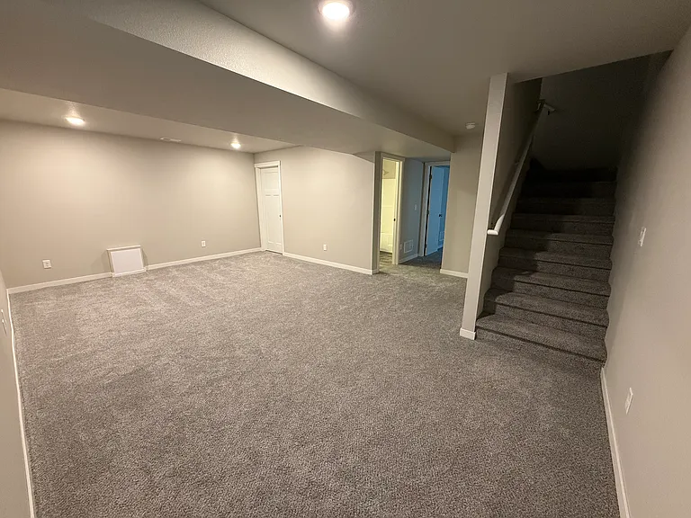 436 Nighthawk Dr — Photo 7