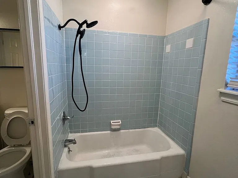114 E Ridge Rd — Photo 6