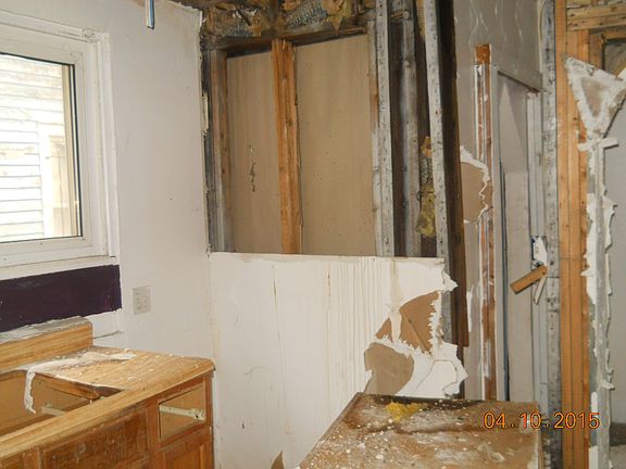 3rd image of 12014 Robertson Ave