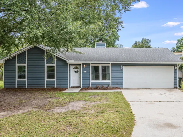 1213 Westward Dr, Goose Creek, SC 29445