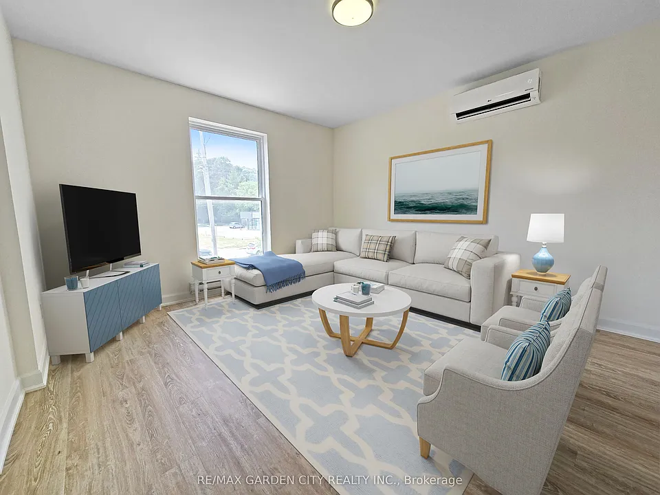 63 Main St E #2