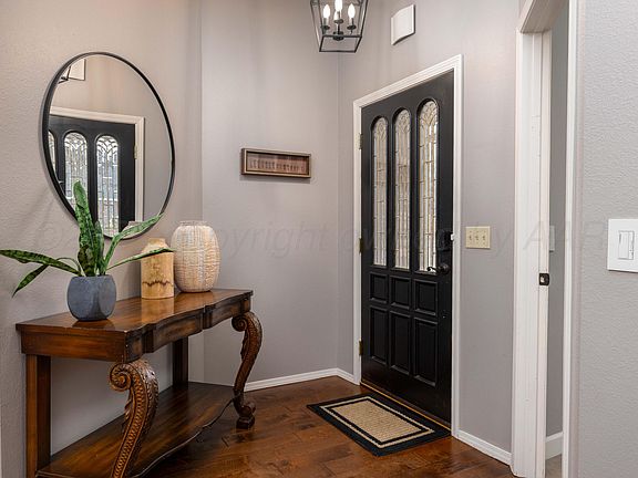 5th image of 44 Saint Andrews Dr