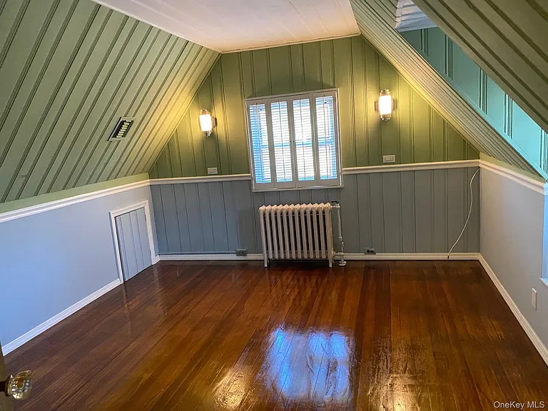 940 Smith Ln — Photo 14