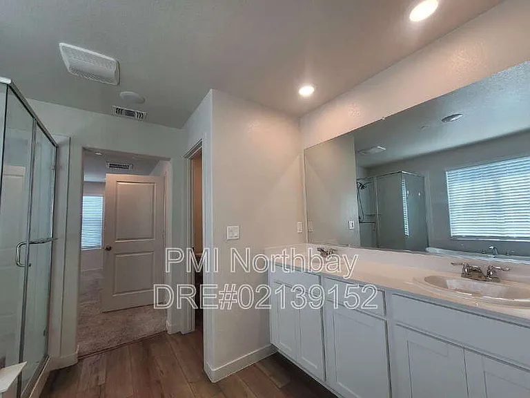 109 Clownfish St — Photo 14