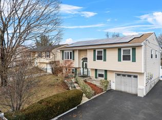 14 Academy St, Beacon, NY 12508