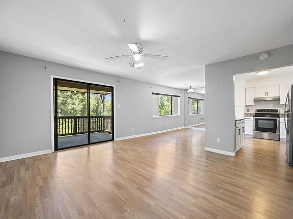3rd image of 5130 Flint Ridge Pl