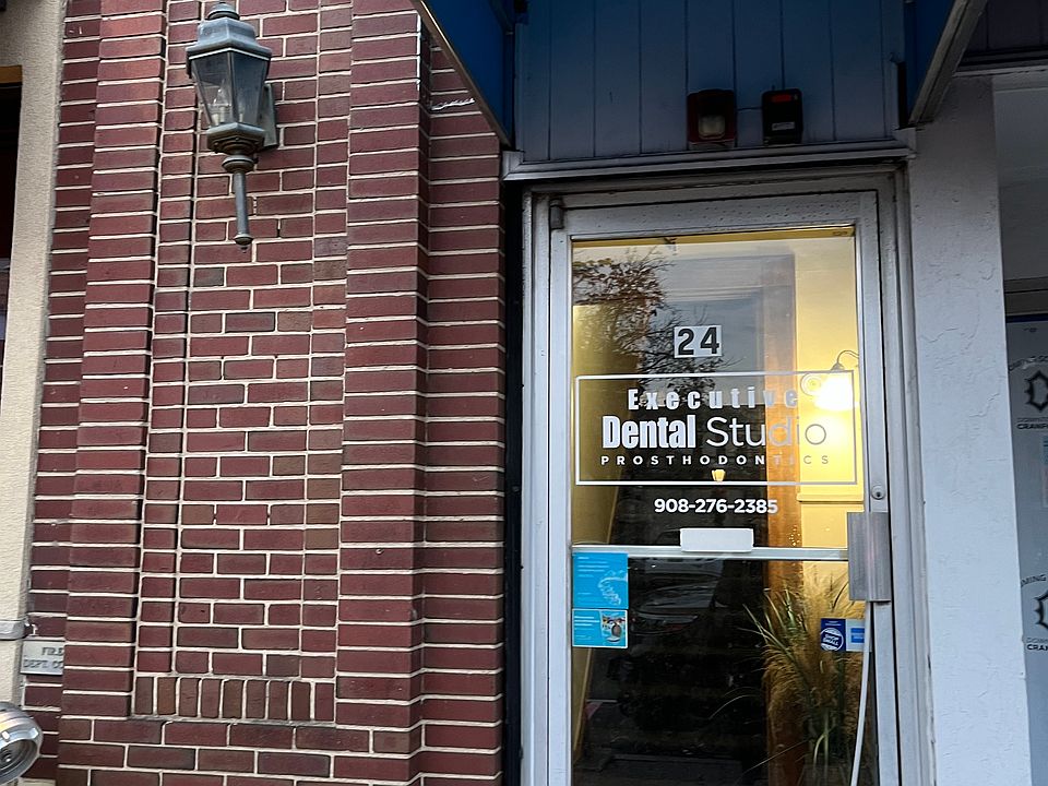 1st image of 24 N Ave W APT 3