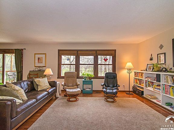 2nd image of 2806 Belle Haven Dr