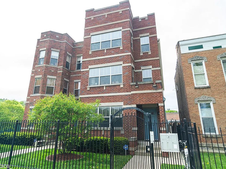 1st image of 2909 W Fulton St #3