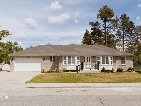 1901 E Frontier Rd, Holladay, UT 84121