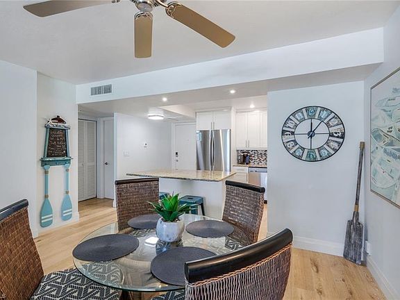 4th image of 5 Bluebill AVE #208